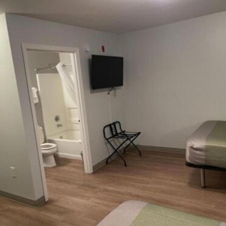 Motel 6-Richmond, Va - I-64 West Хенрико Екстериор снимка