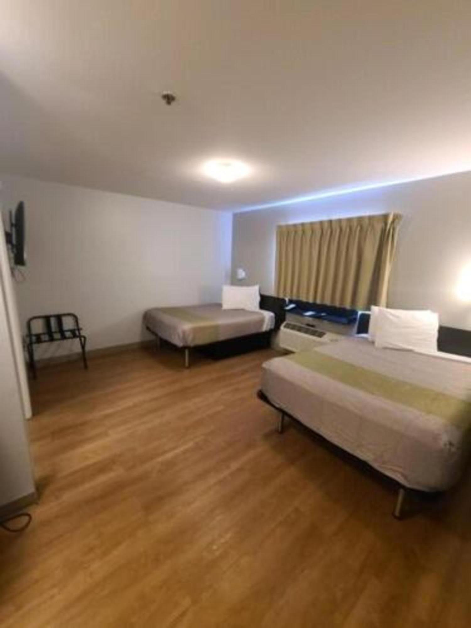 Motel 6-Richmond, Va - I-64 West Хенрико Екстериор снимка