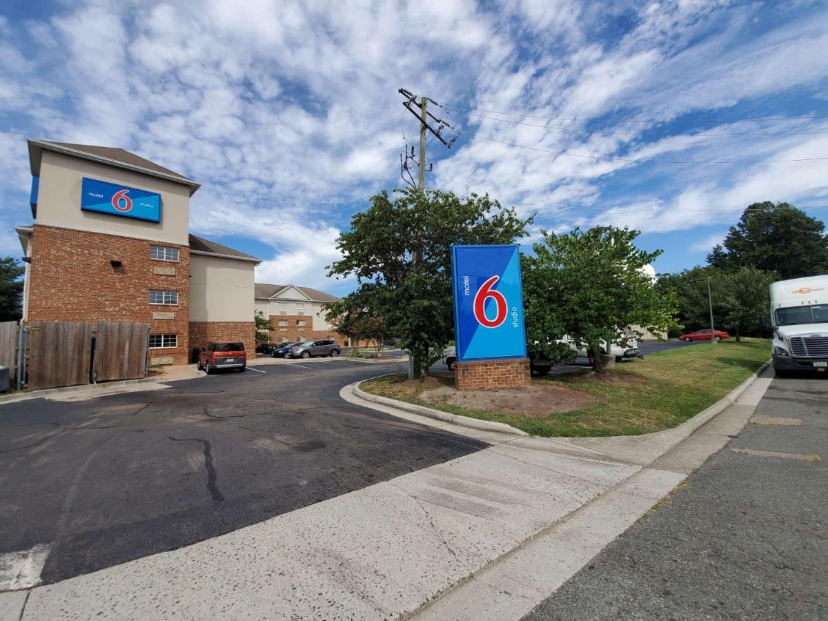 Motel 6-Richmond, Va - I-64 West Хенрико Екстериор снимка